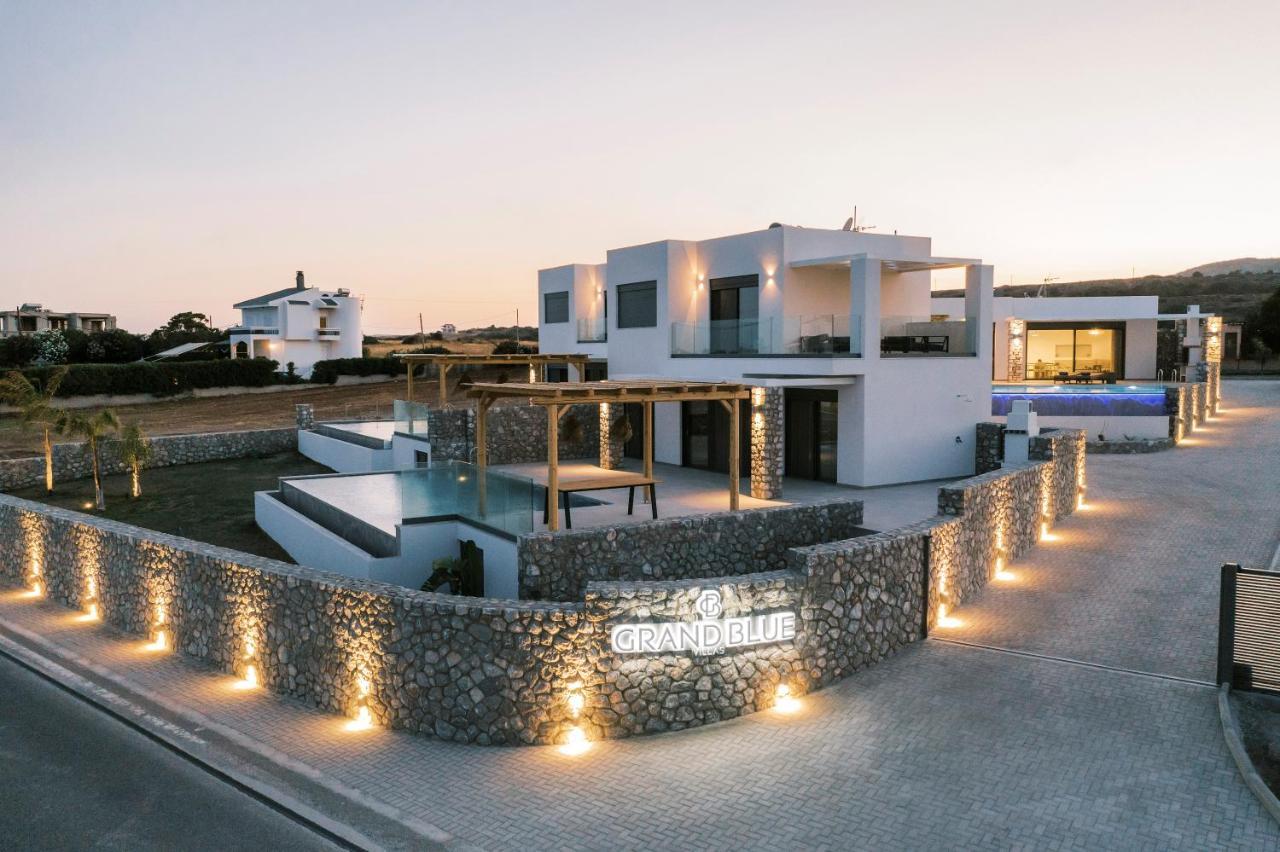 Grand Blue Villas Lakhania Extérieur photo