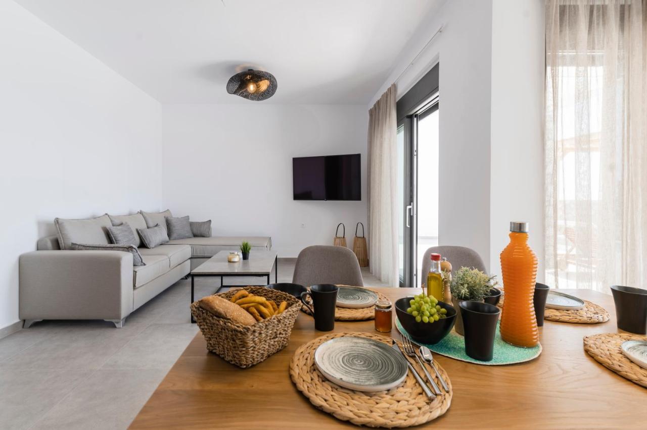 Grand Blue Villas Lakhania Extérieur photo